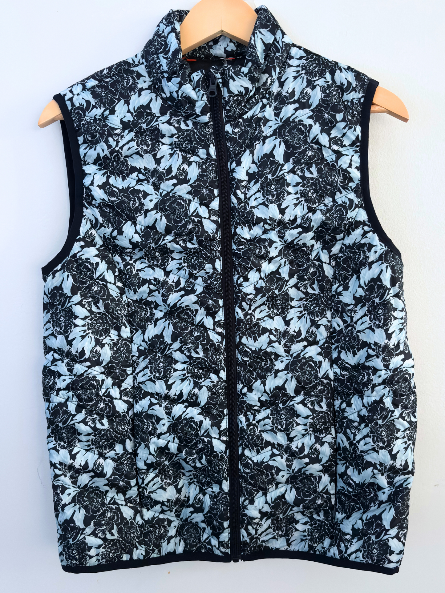 The Blue Rose Vest (M)